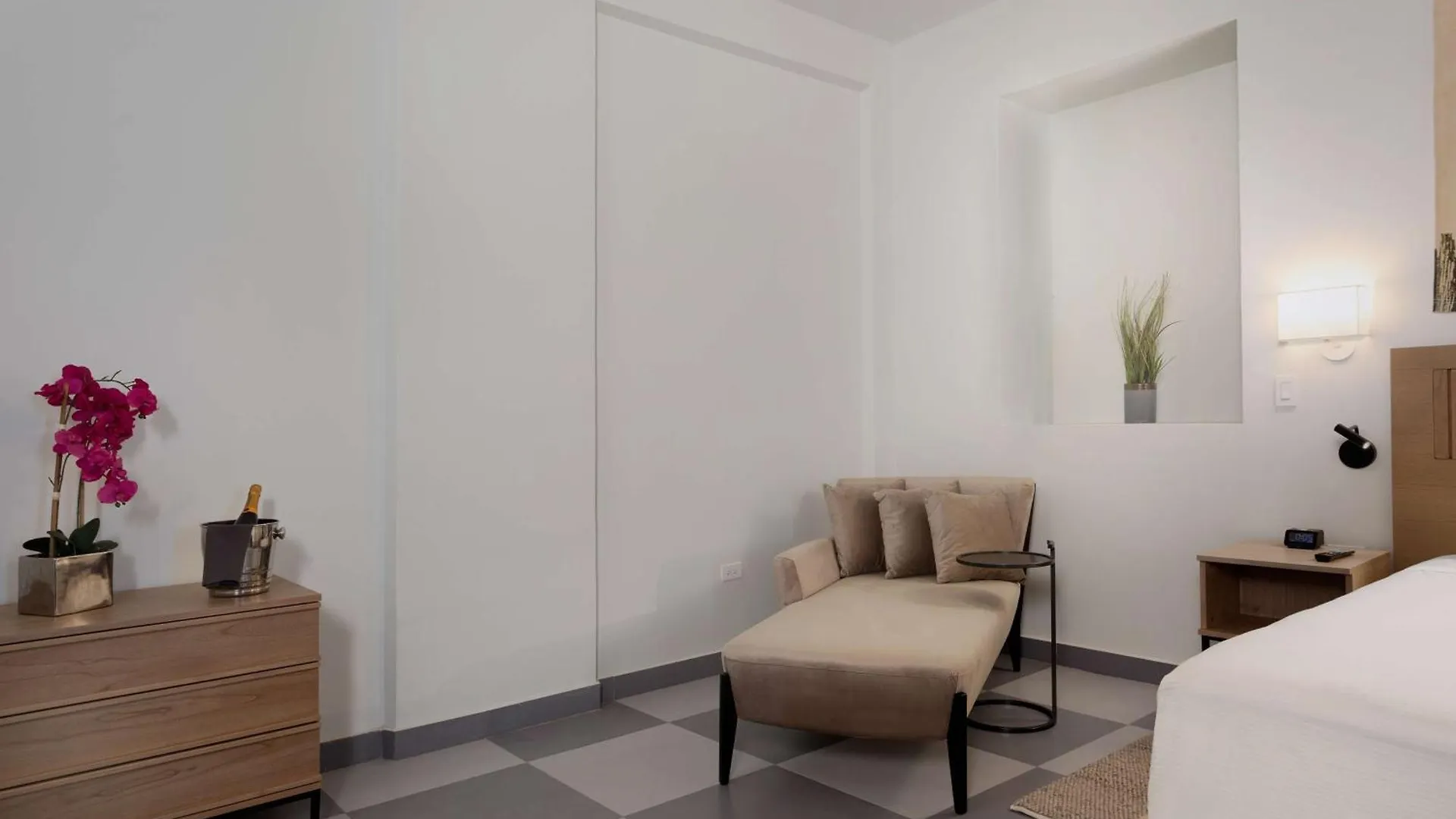 Palacio Provincial San Juan, Adults Only, Curio Collection By Hilton