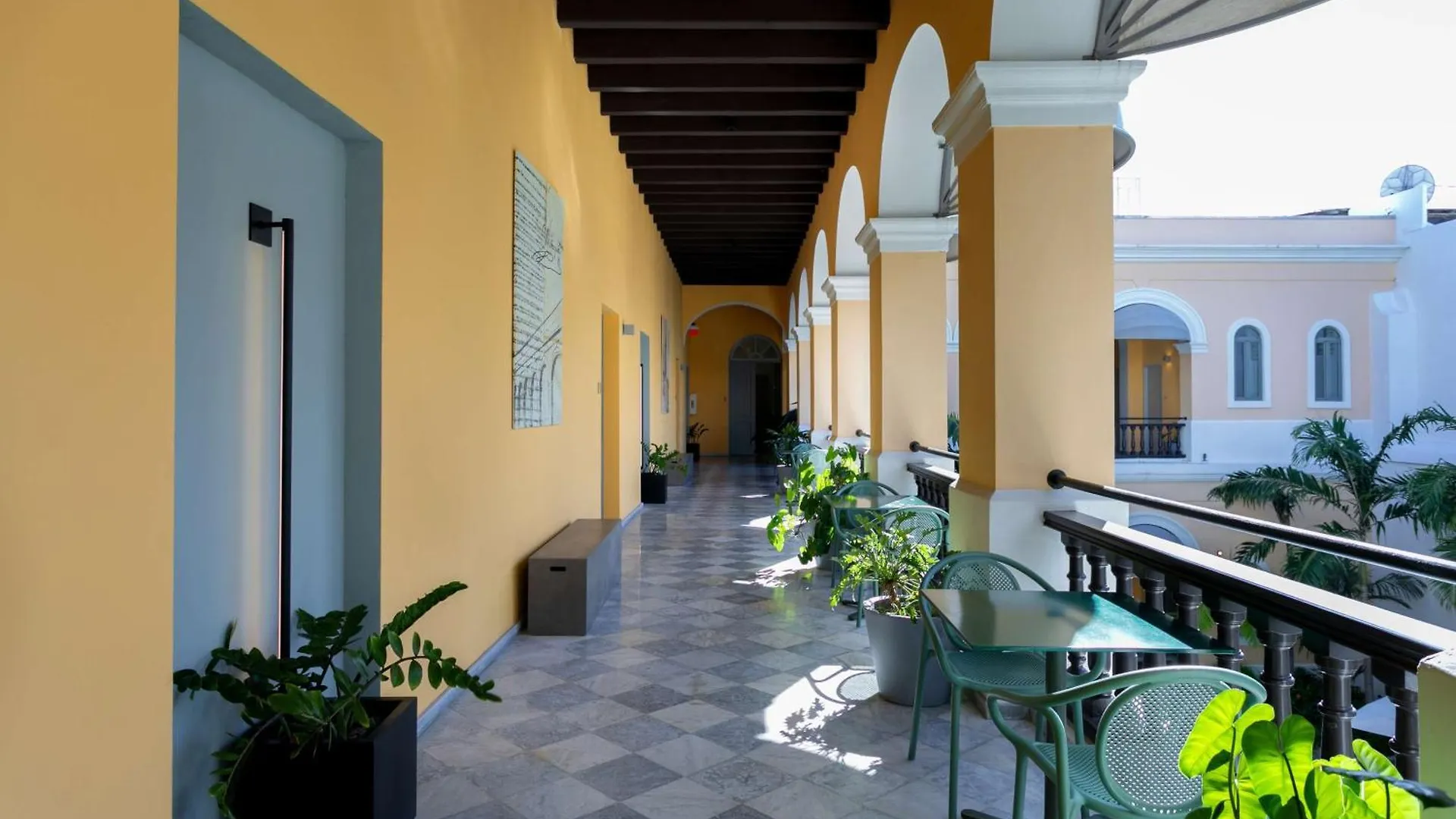 Szálloda Palacio Provincial San Juan, Adults Only, Curio Collection By Hilton